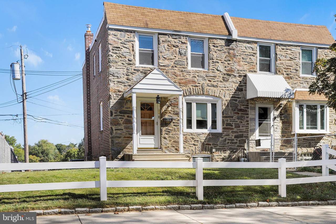 253 Childs Avenue - Photo 1