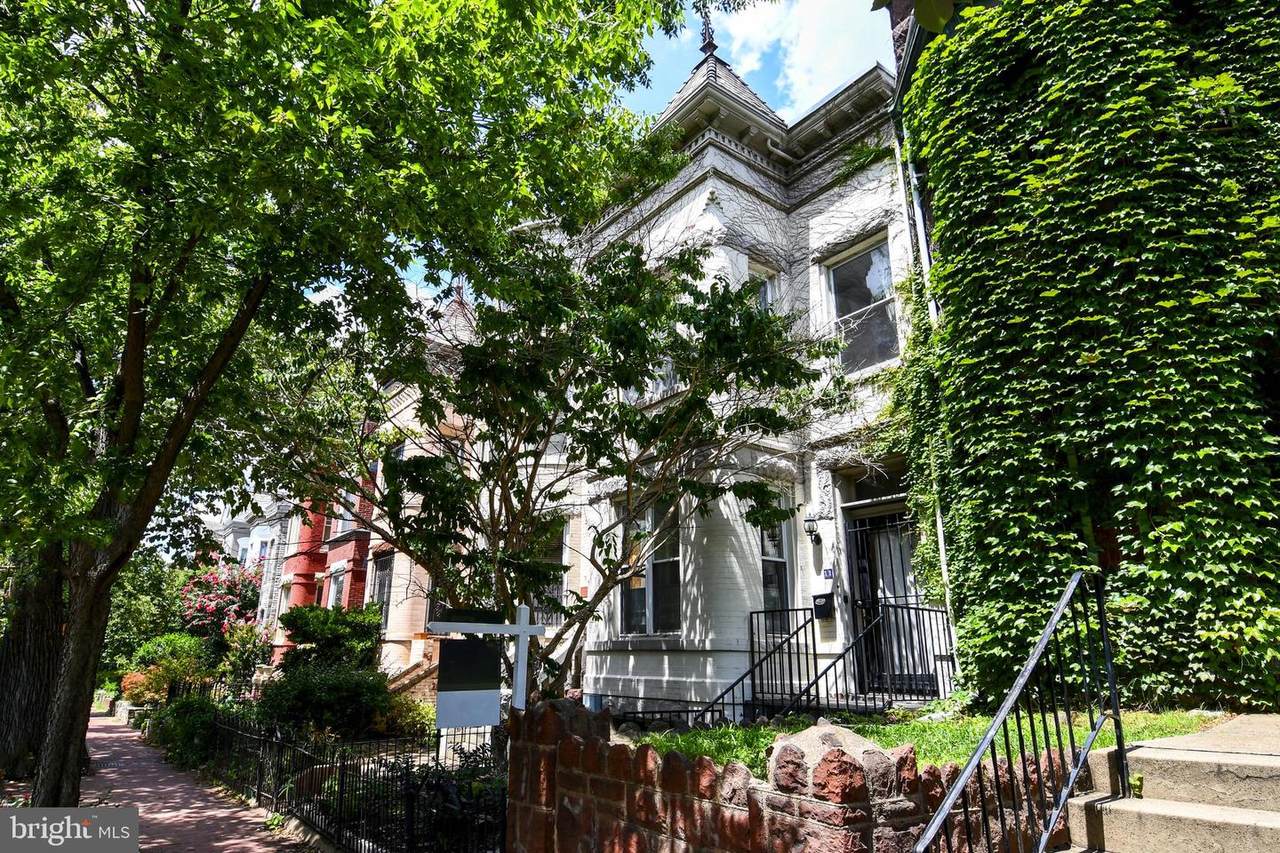 11 R Street - Photo 1