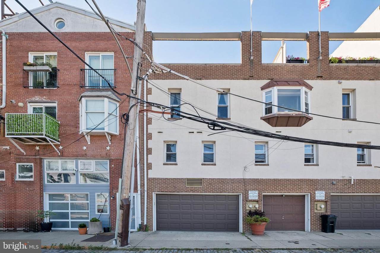 315-17 Front Street - Photo 1