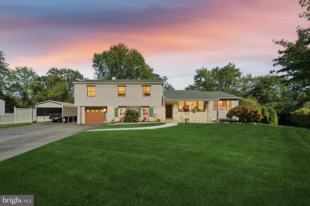 1131 Nottingham Drive - Photo 1