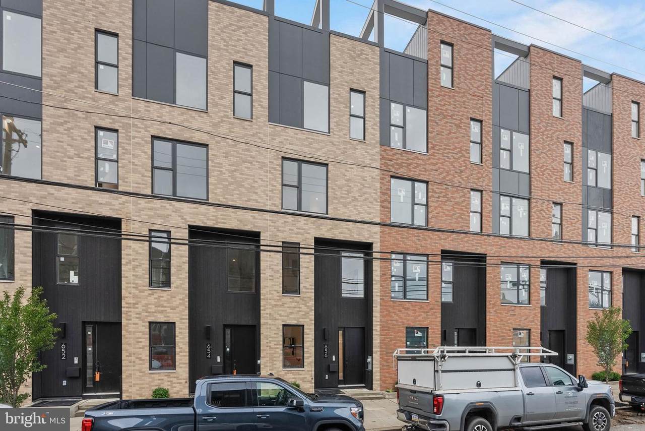 650 Fairmount Avenue - Photo 1