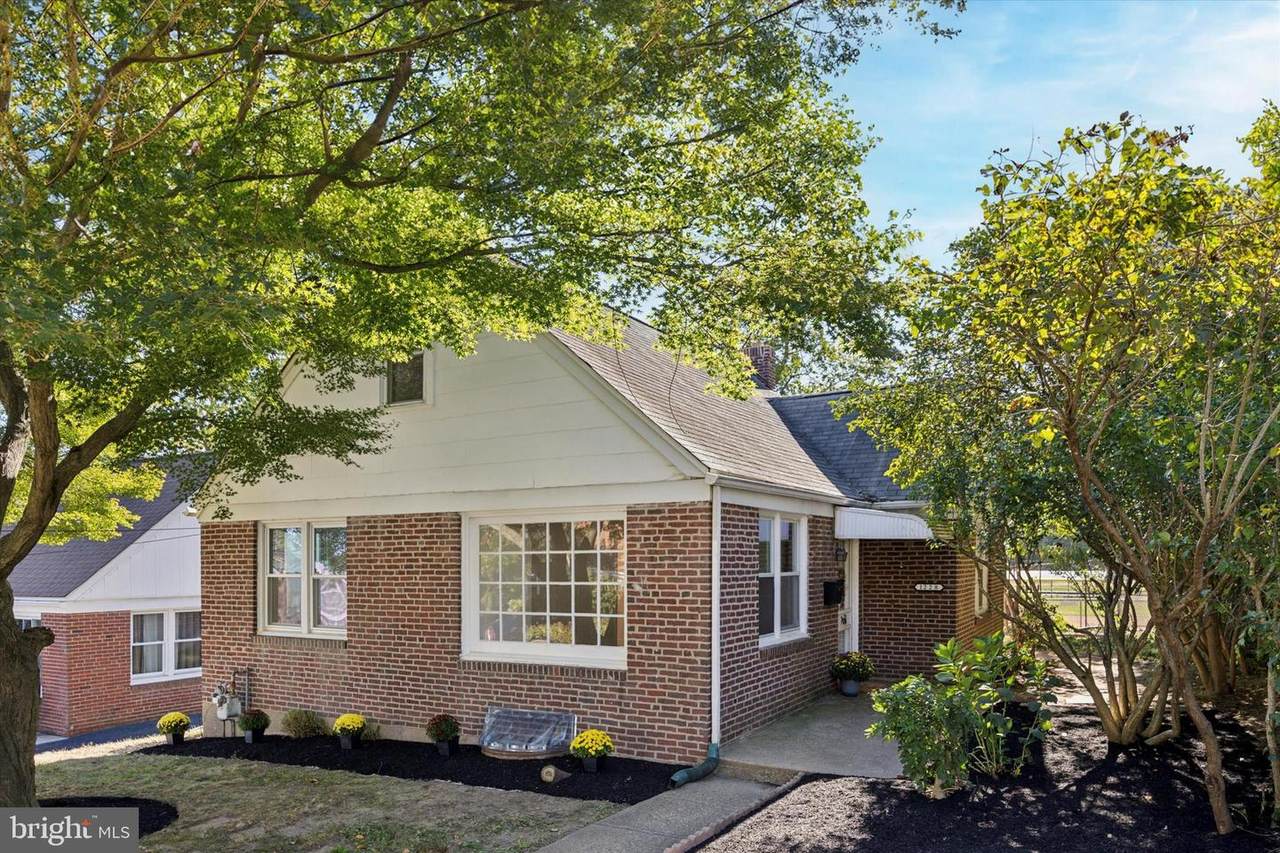 1228 Old Lane - Photo 1