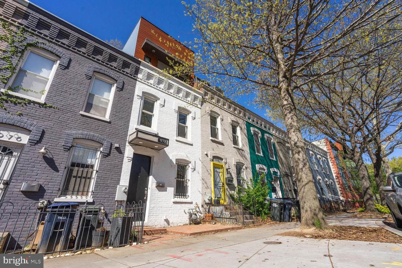 978 Florida Avenue - Photo 1