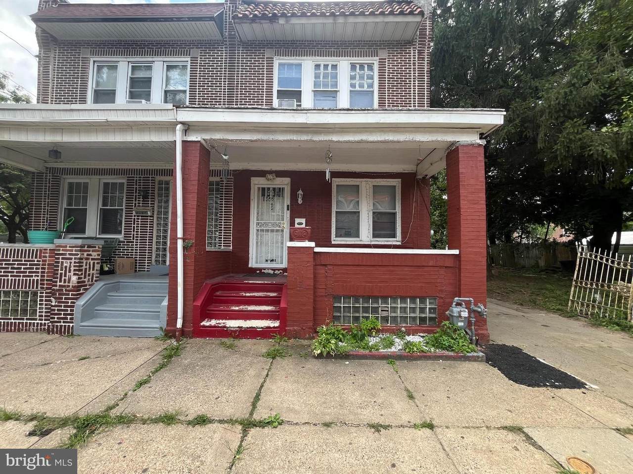 1352 Carl Miller Boulevard - Photo 1