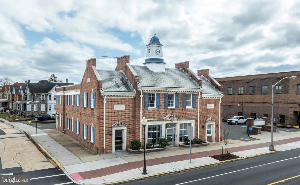 22 Broad Street - Photo 1