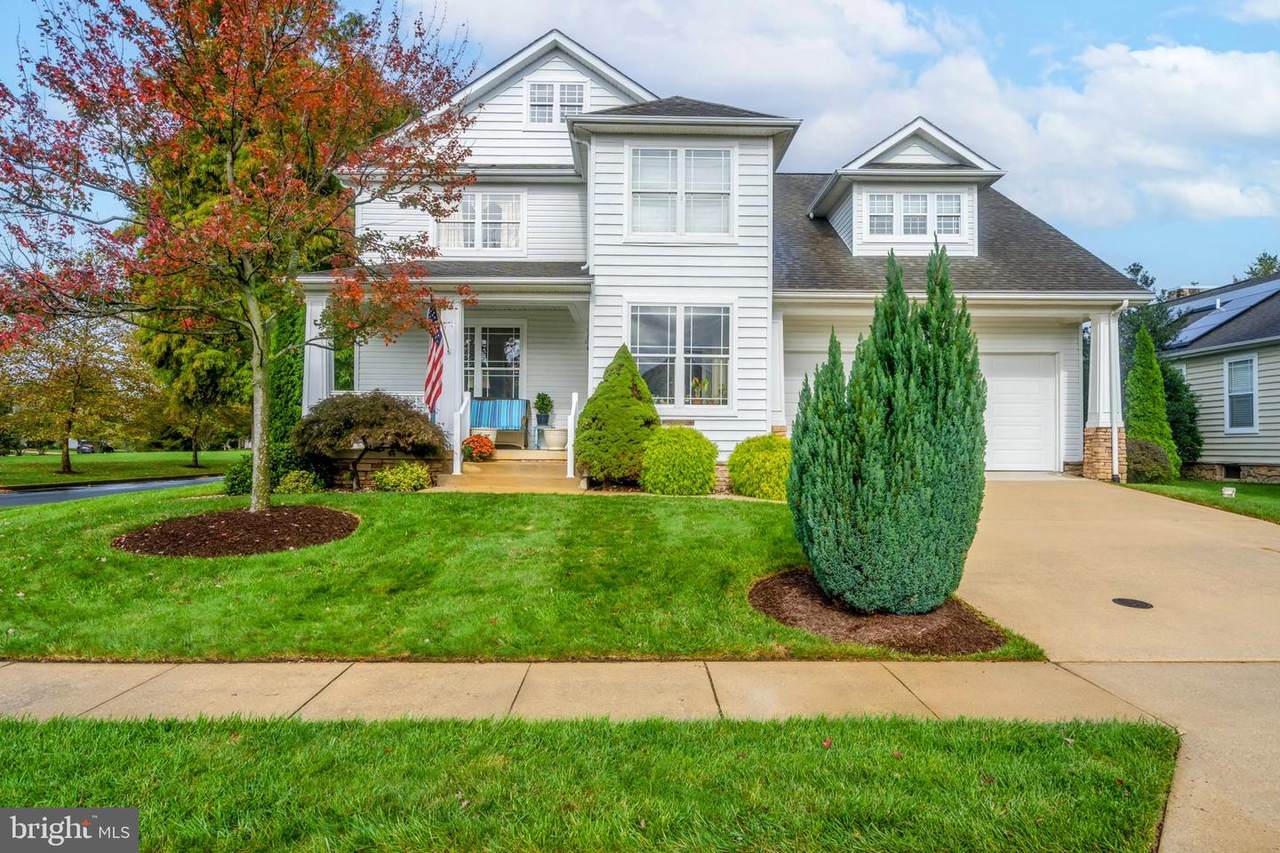 33204 Batten Street - Photo 1