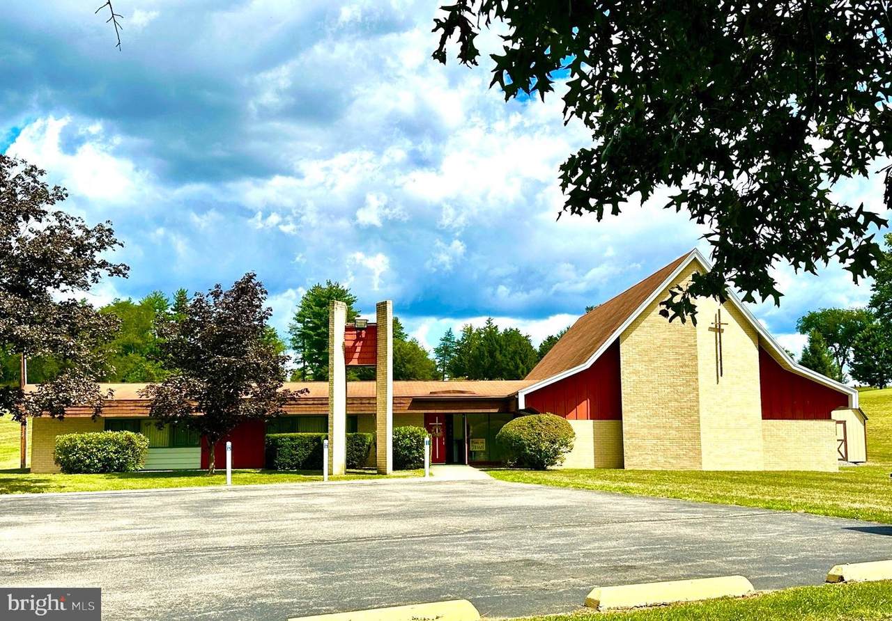 18811 Oldtown Road - Photo 1