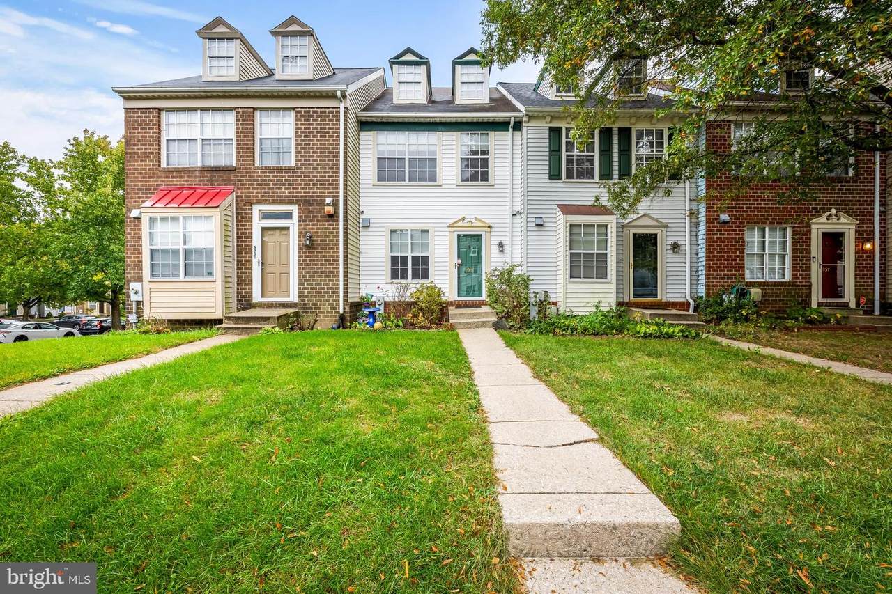 6953 Rockfield Road - Photo 1