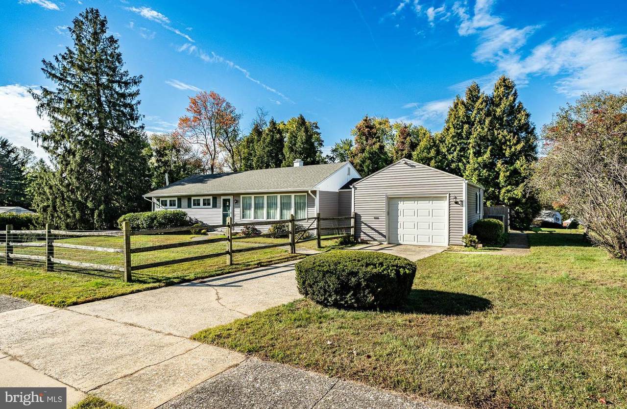 114 Manor Road - Photo 1