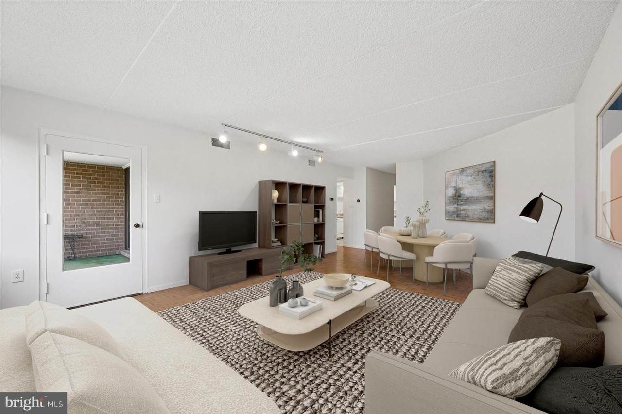 19 Rock Hill Road - Photo 1