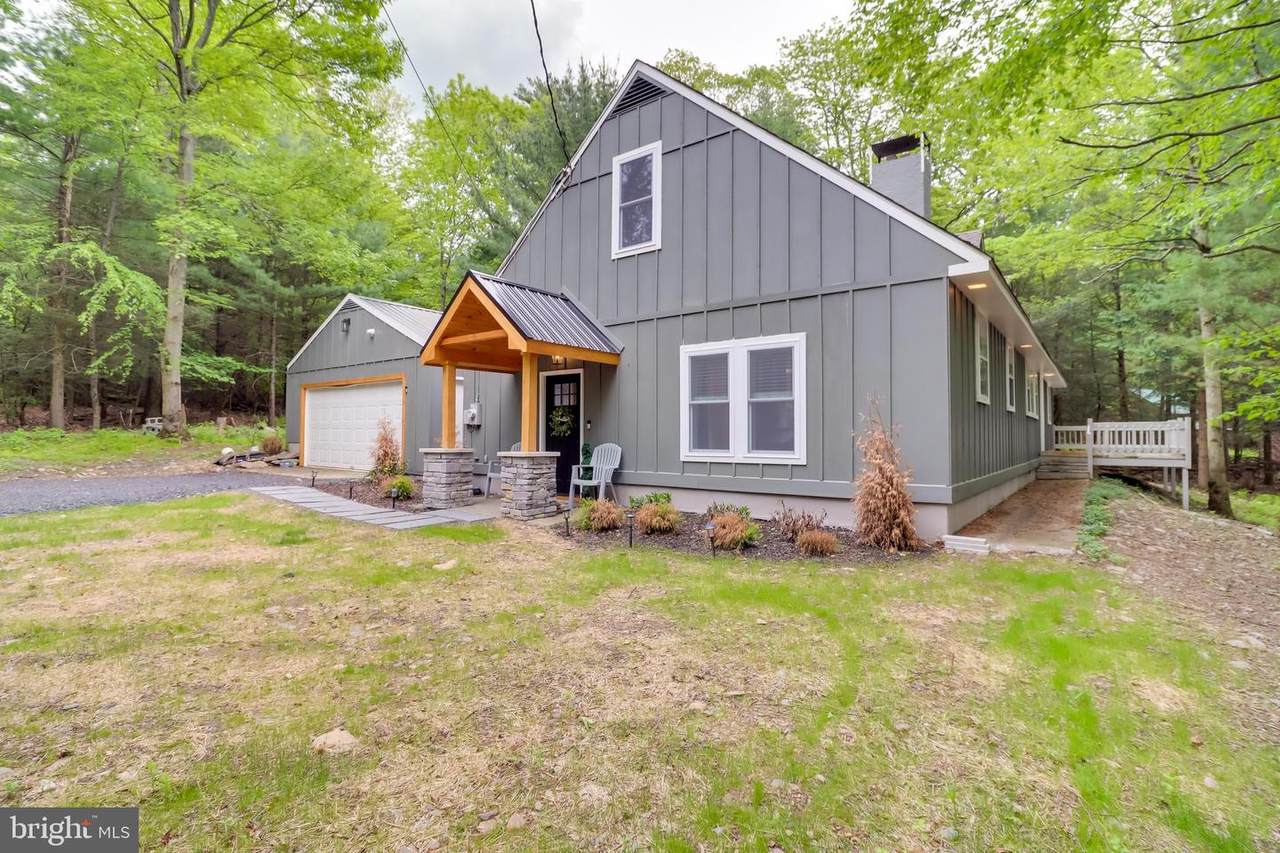 1563 Sullivan Trail - Photo 1