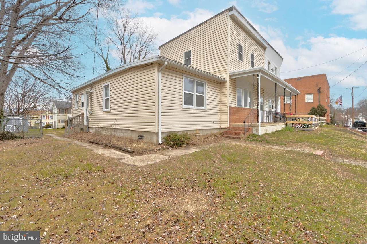 126 Lavern Avenue - Photo 1