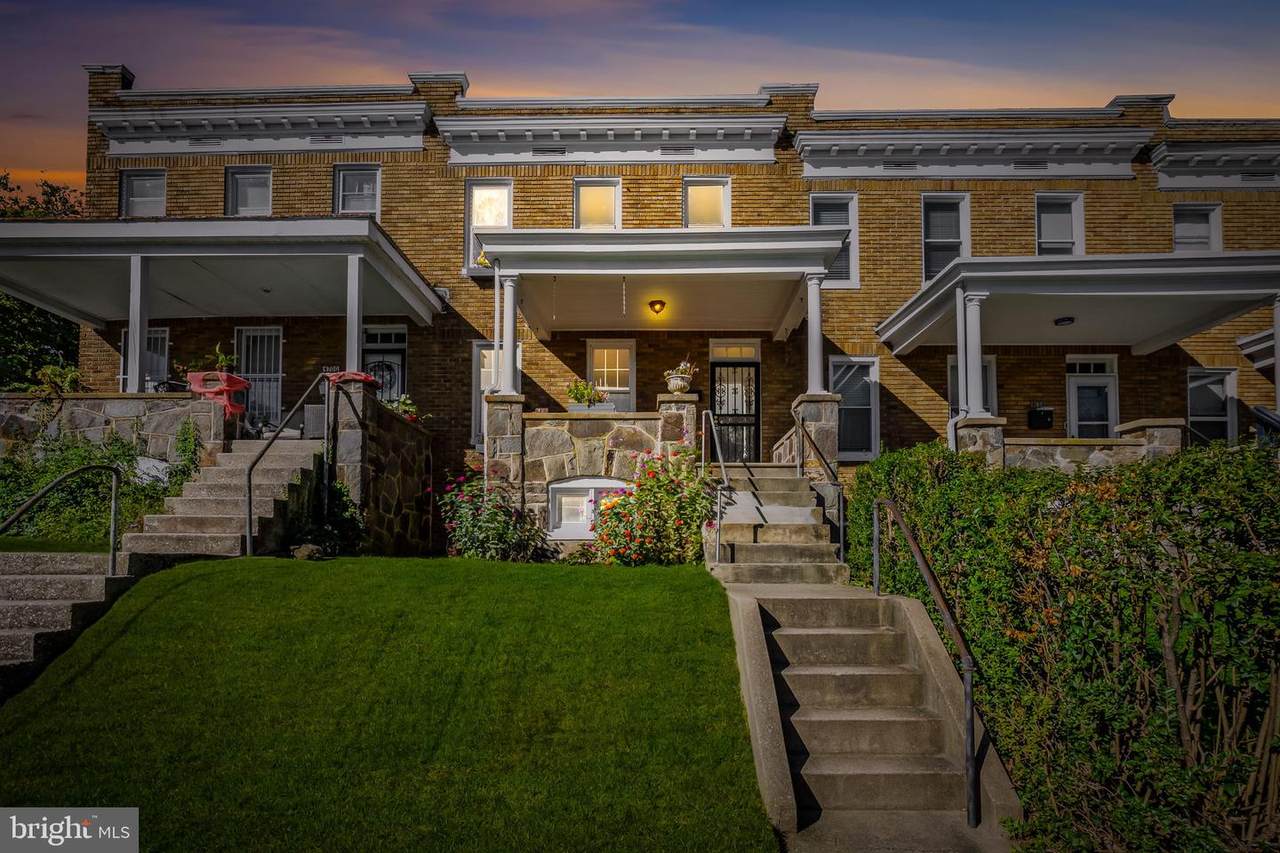 4702 Kernwood Avenue - Photo 1