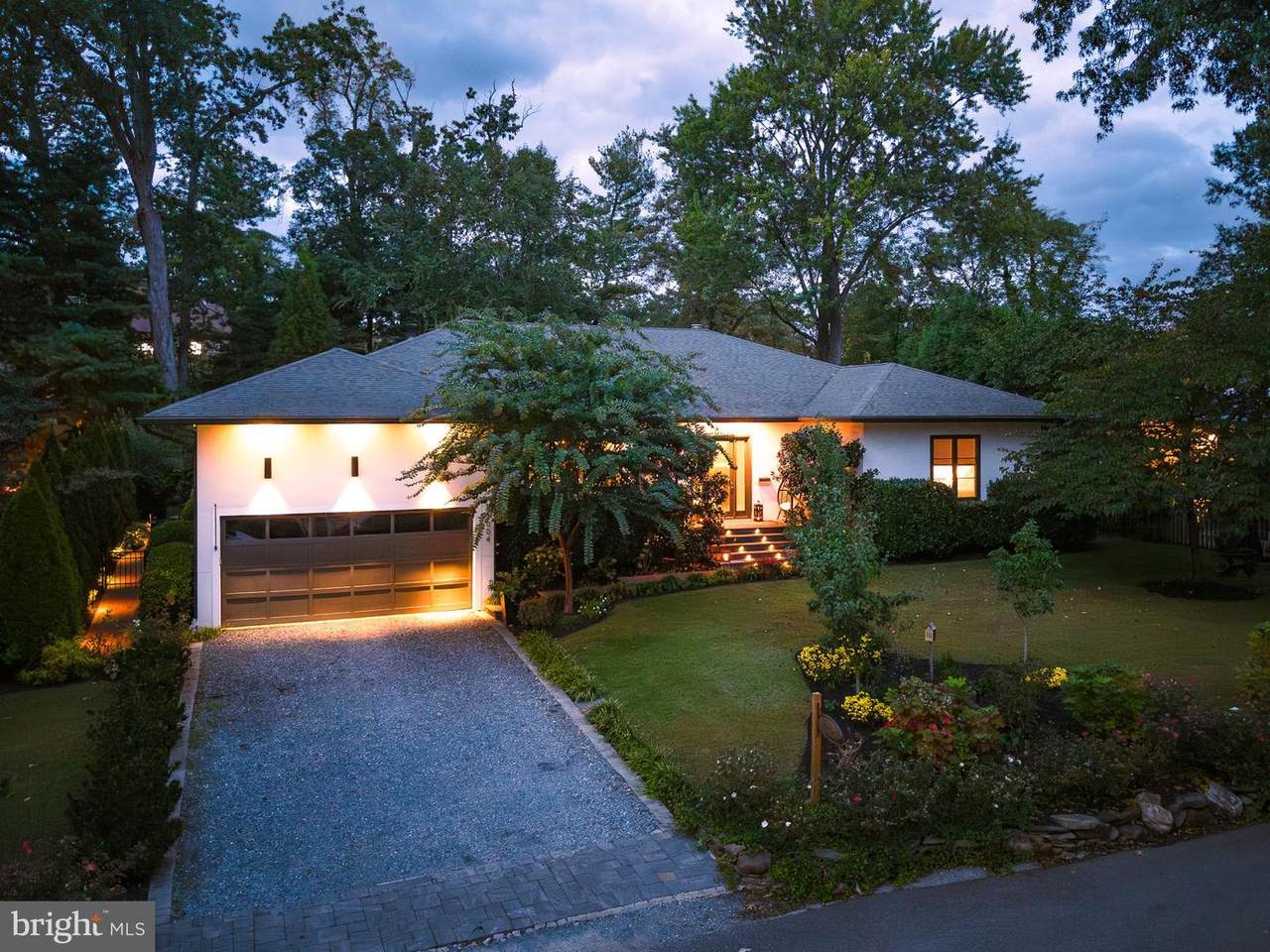 1004 Moss Haven Court - Photo 1