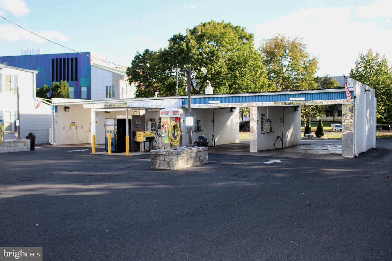 360 North Street - Photo 1