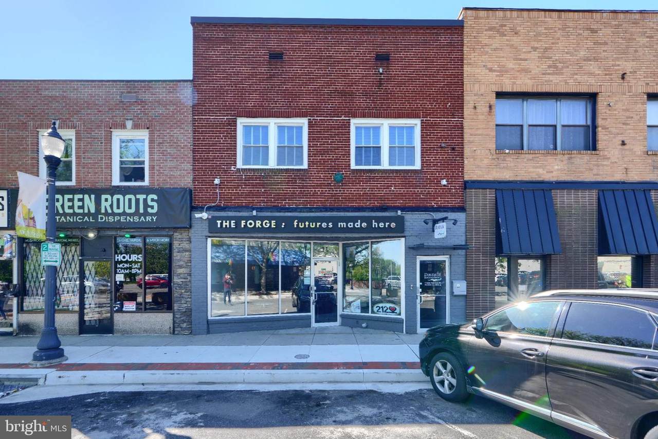 11 Center Place - Photo 1