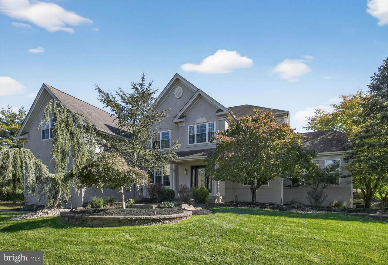 11 Rolling Glen Court - Photo 1