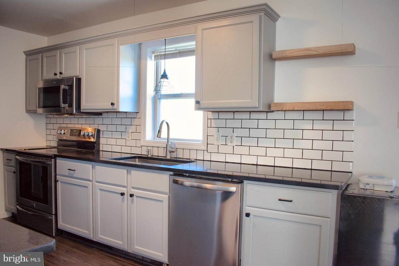 131 Meadow Green Drive - Photo 1