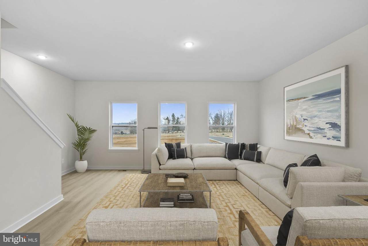 HomeSite 383 Monroe Avenue - Photo 1