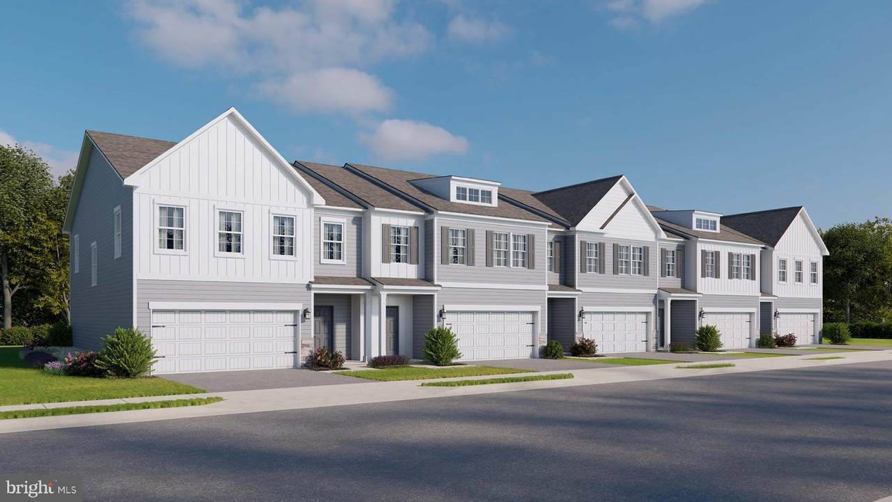 504 Scotty Boulevard - Photo 1