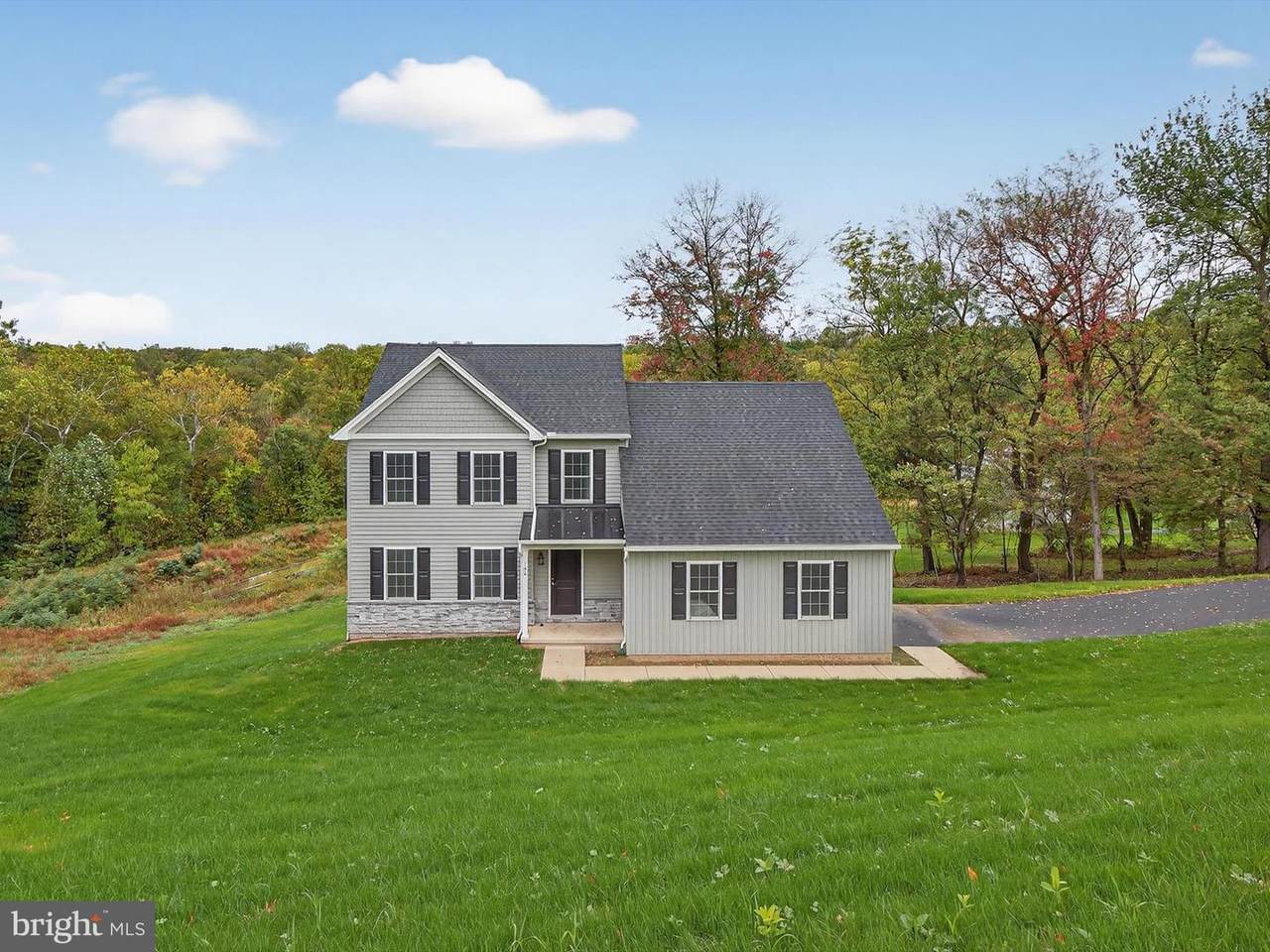 108 Madelyn Drive - Photo 1