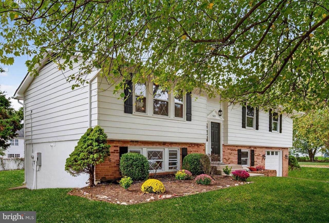 9419 Fendall Lane - Photo 1