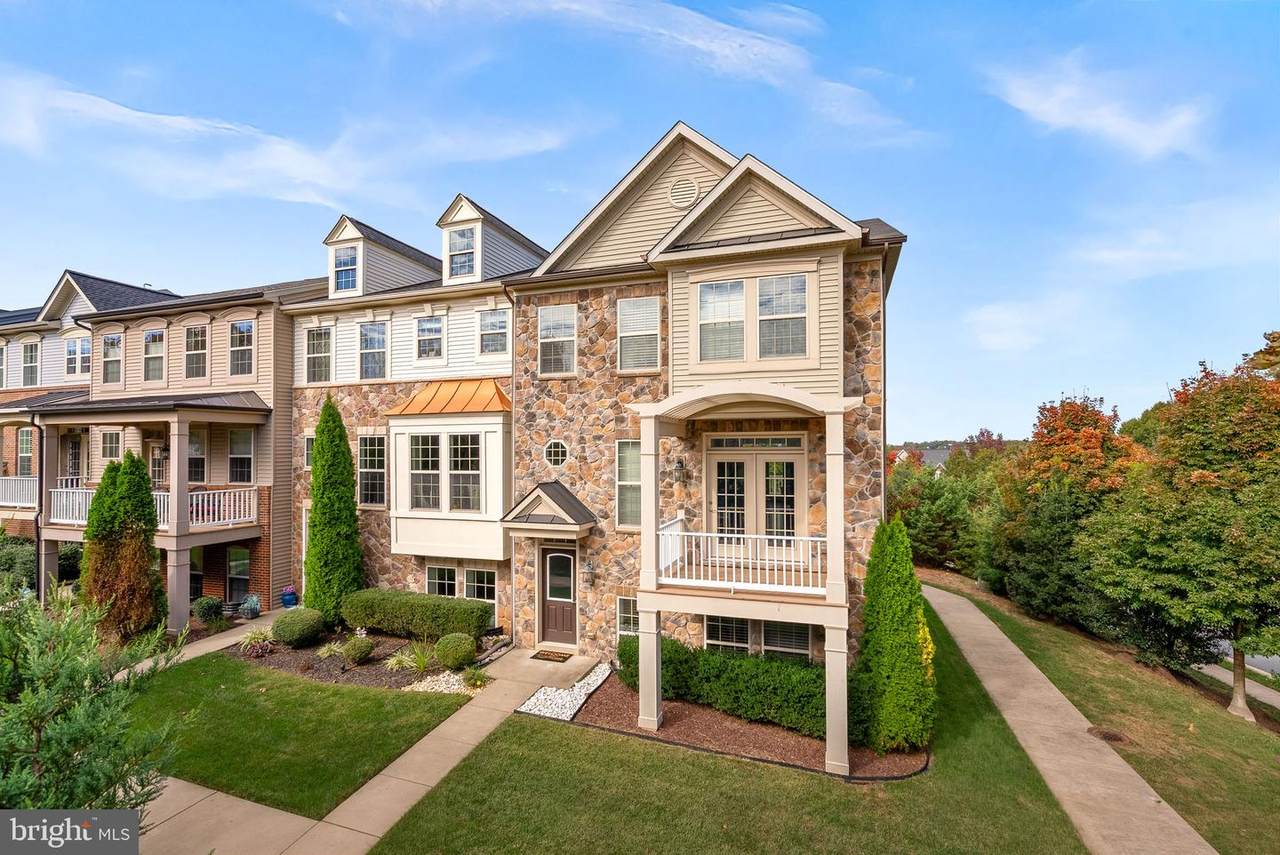 46685 Joubert Terrace - Photo 1