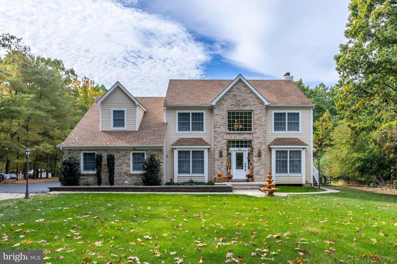 312 Prospect Avenue - Photo 1