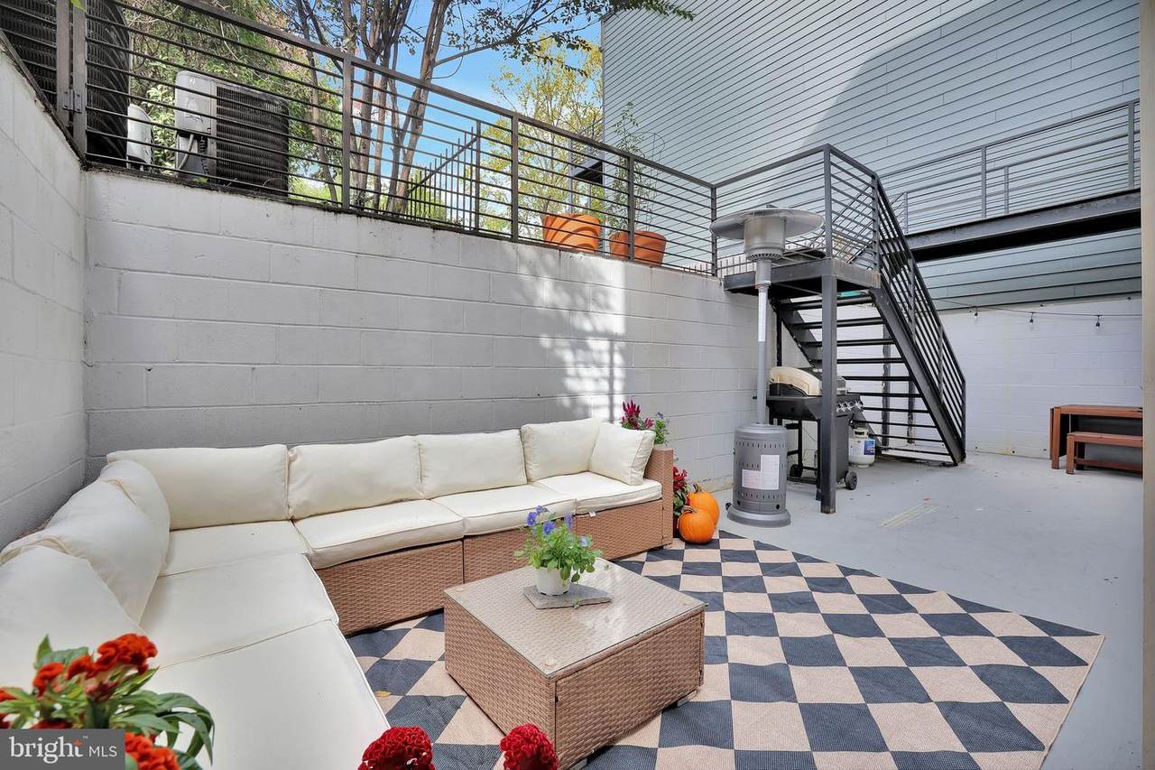 712 Kearny Street - Photo 1