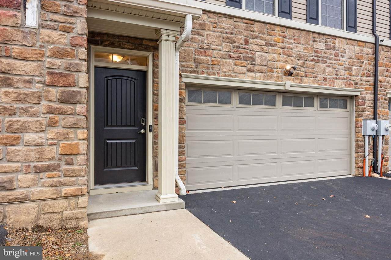 160 Platt Place - Photo 1