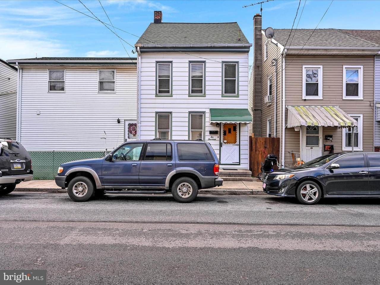 214 Mifflin Street - Photo 1