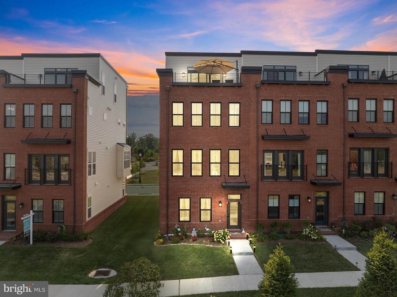 23158 Horseshoe Trail Square - Photo 1