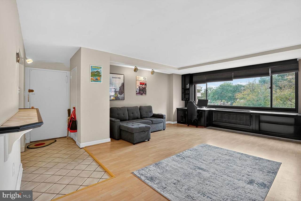 1021 Arlington Boulevard - Photo 1