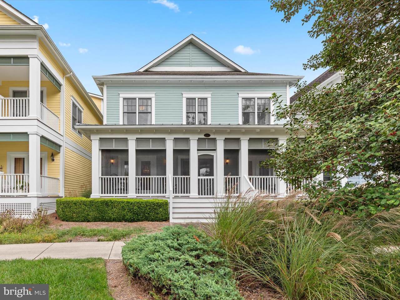 27475 Nicklaus Avenue - Photo 1