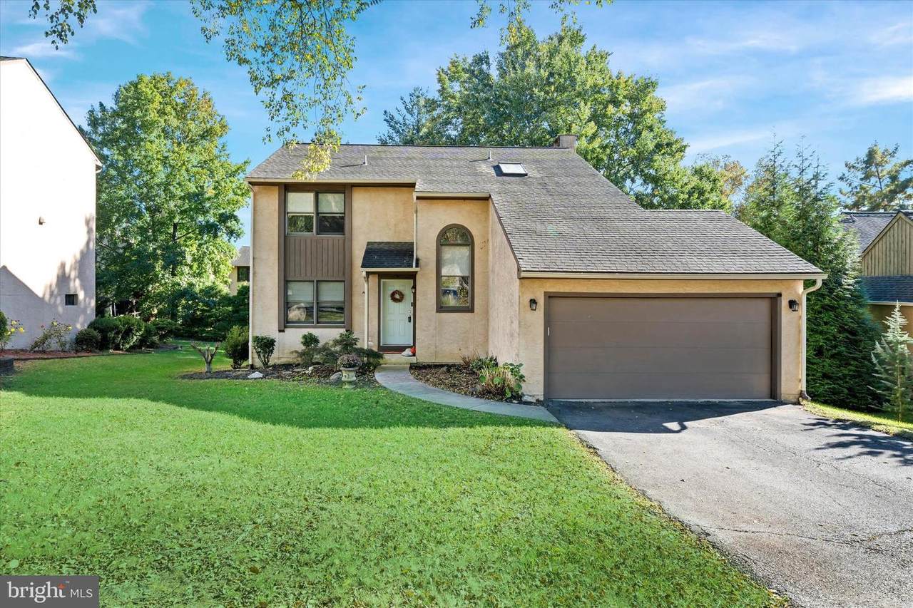 7 Edinburgh Court - Photo 1