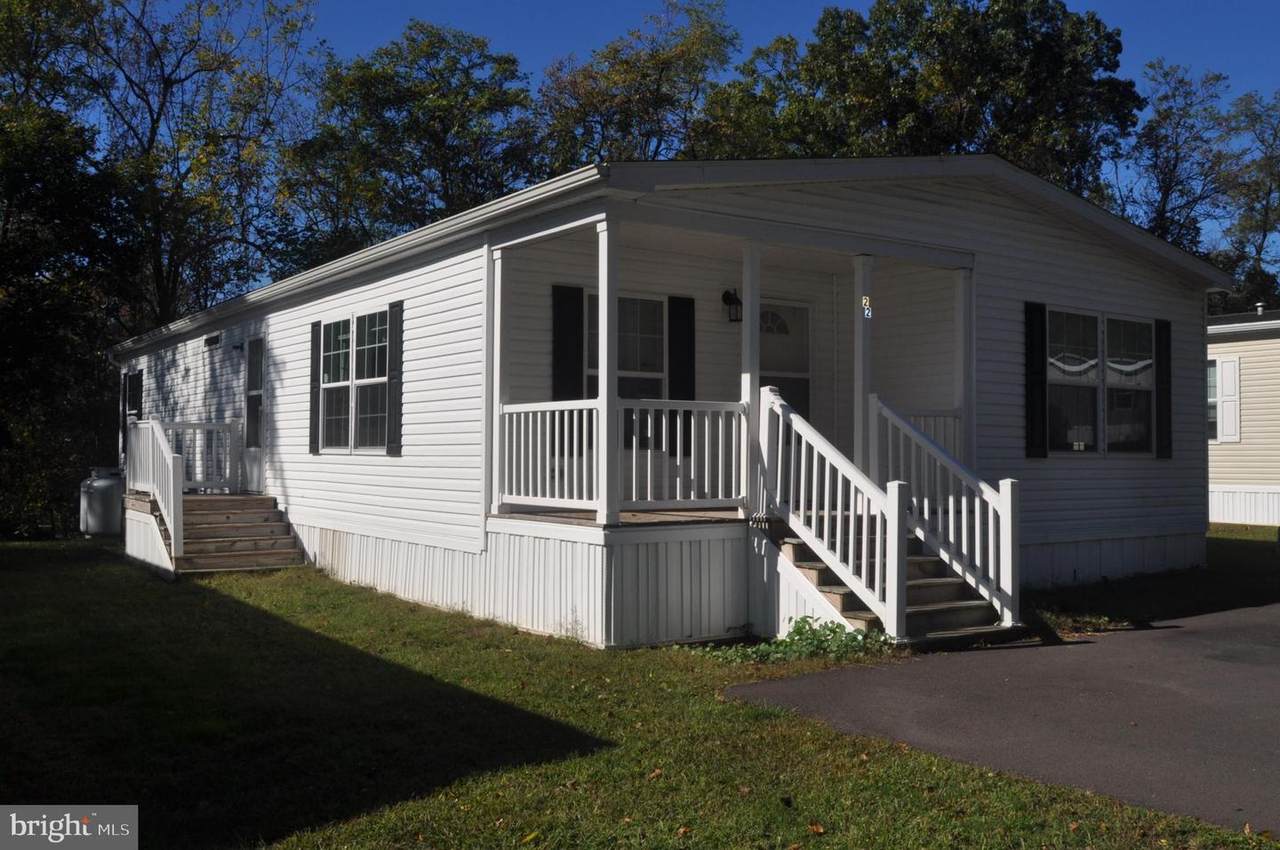 22 Elmer Ave - Photo 1