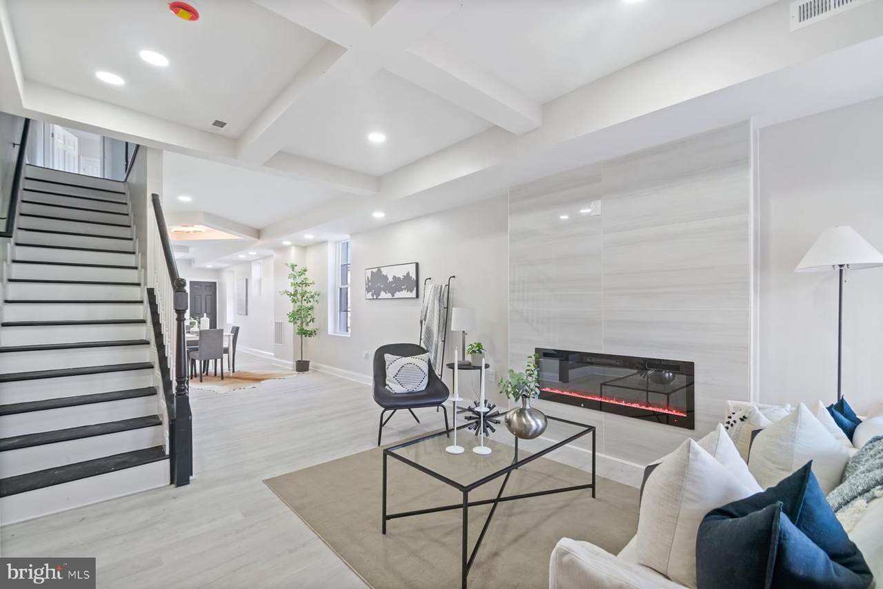 2119 Westwood Avenue - Photo 1