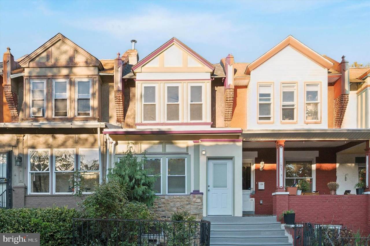 1053 50TH Street - Photo 1