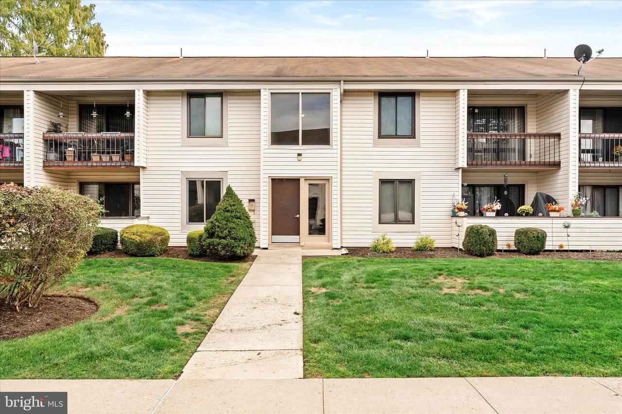 U7 Avon Drive - Photo 1