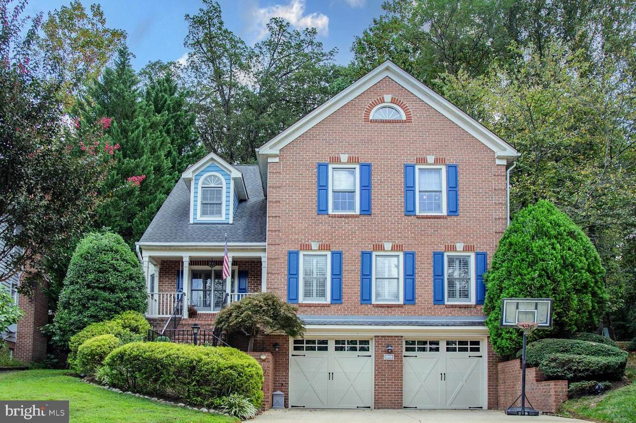 8006 Ellingson Drive - Photo 1