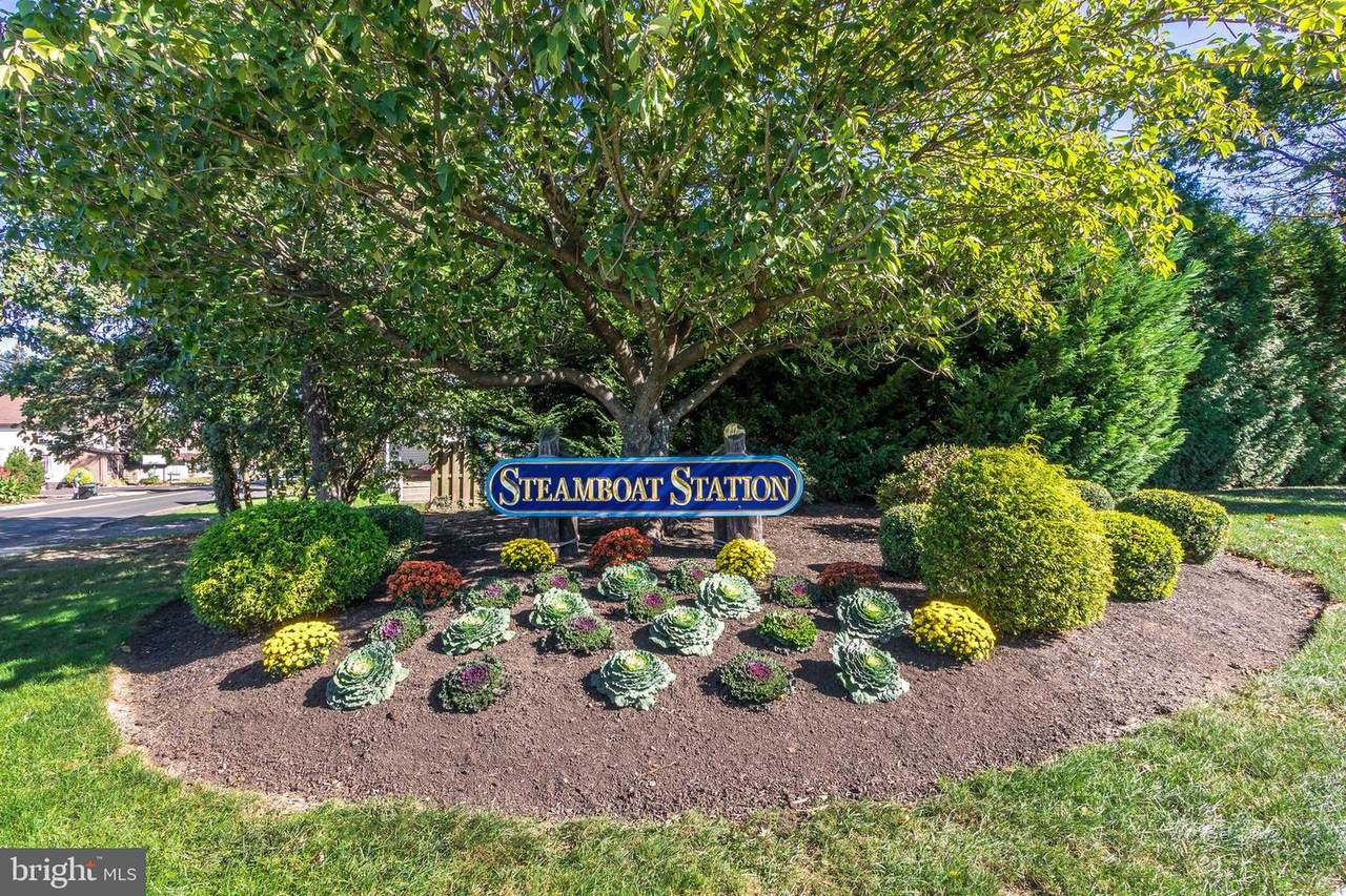 603 Steamboat Station - Photo 1