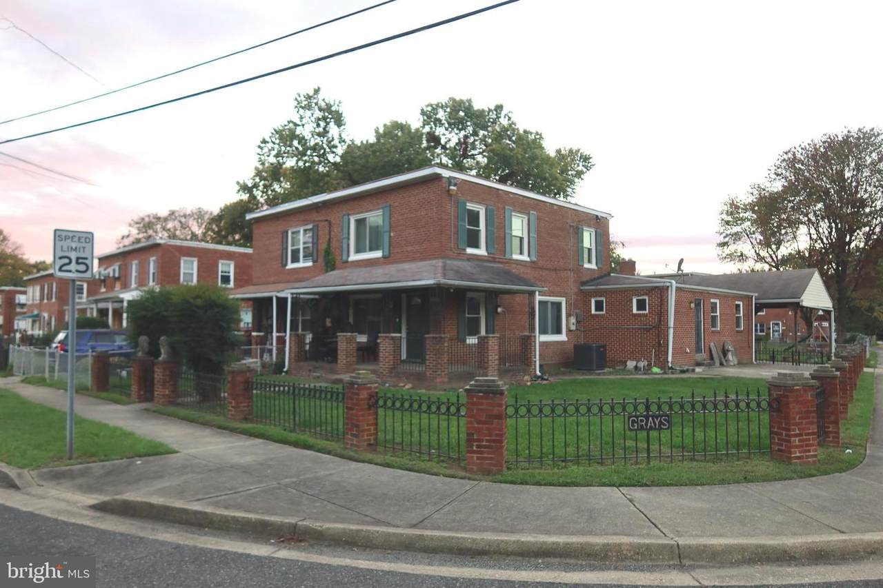 1152 Booker Drive - Photo 1