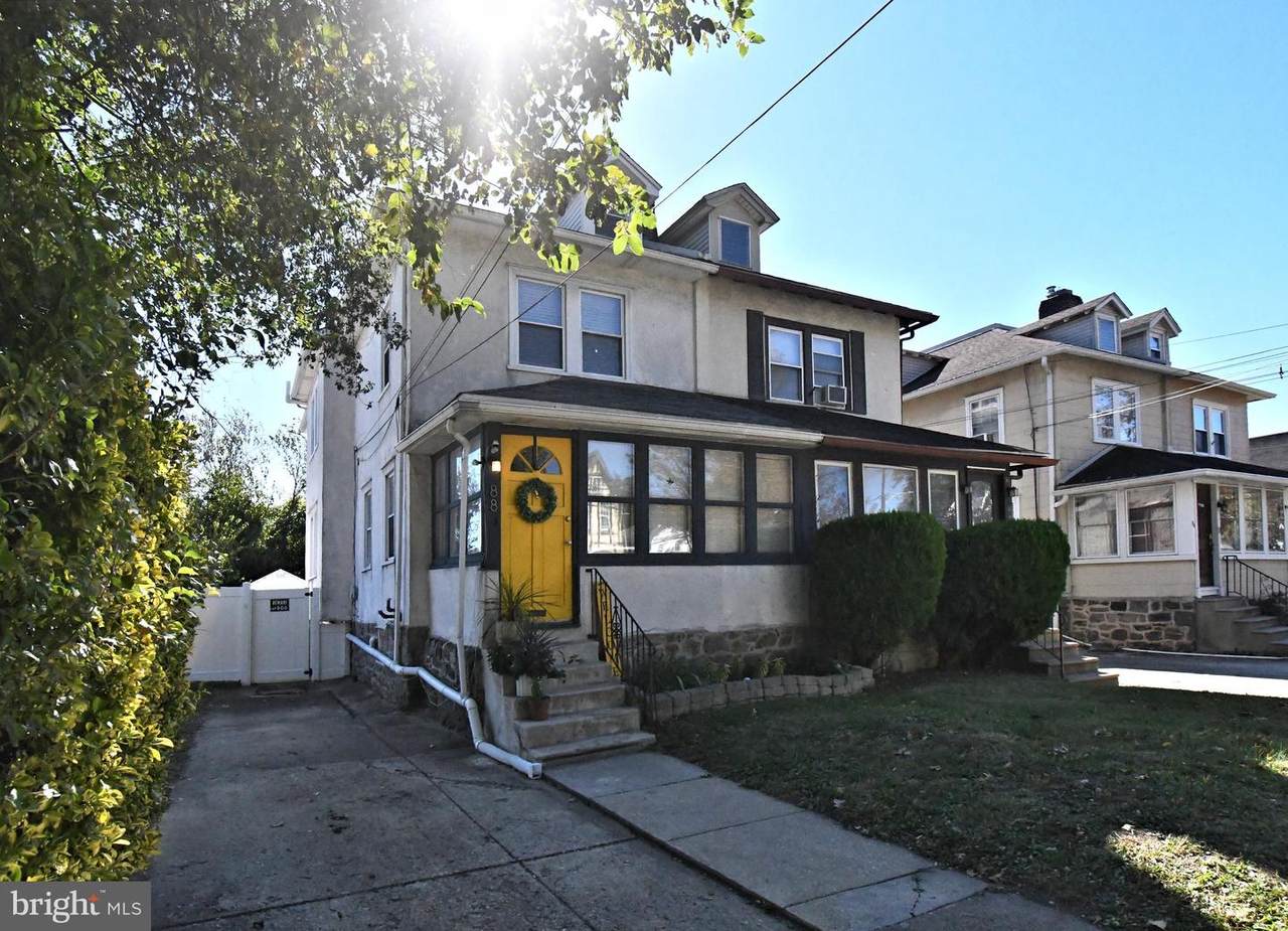 88 Essex Avenue - Photo 1