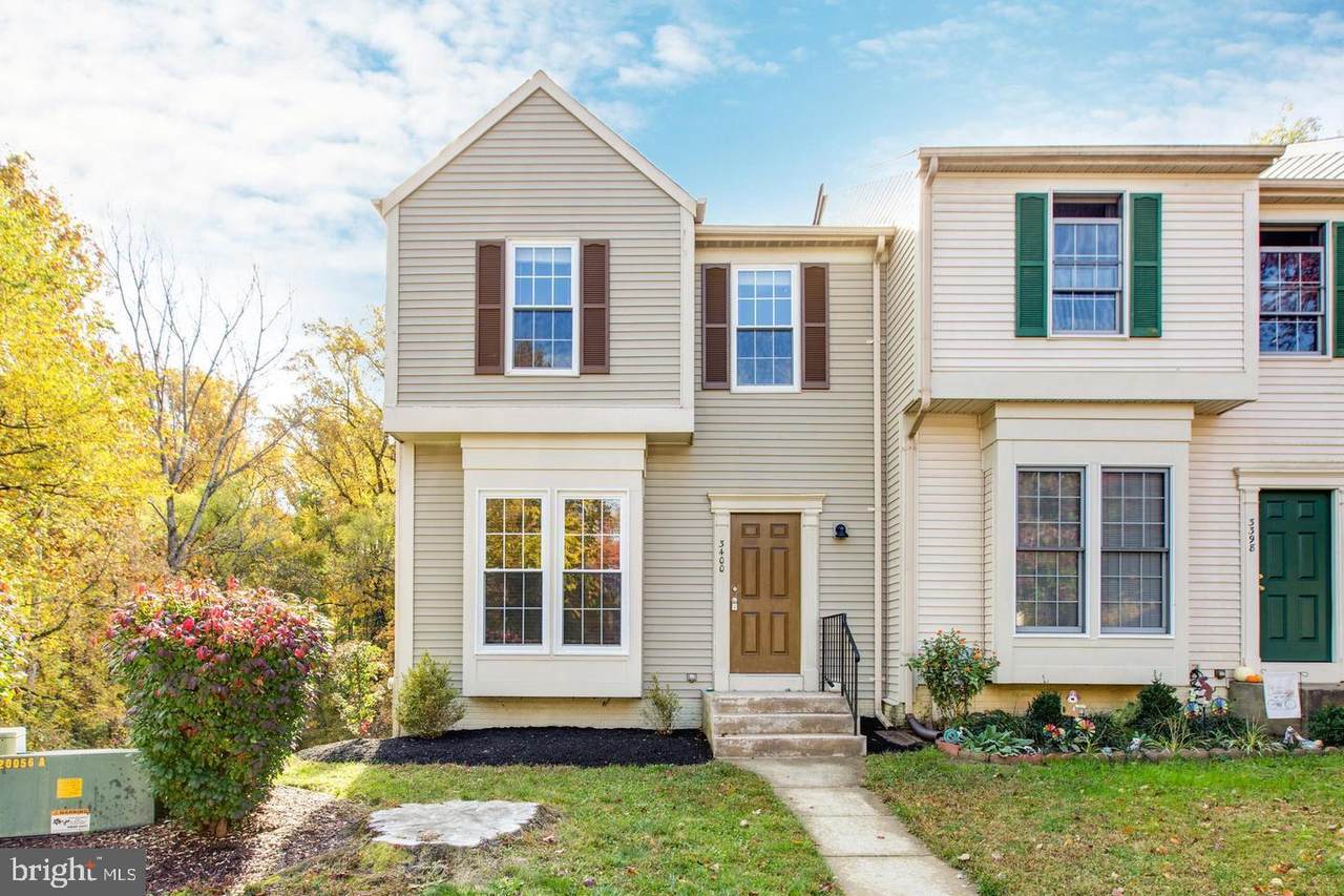 3400 Oak West Drive - Photo 1