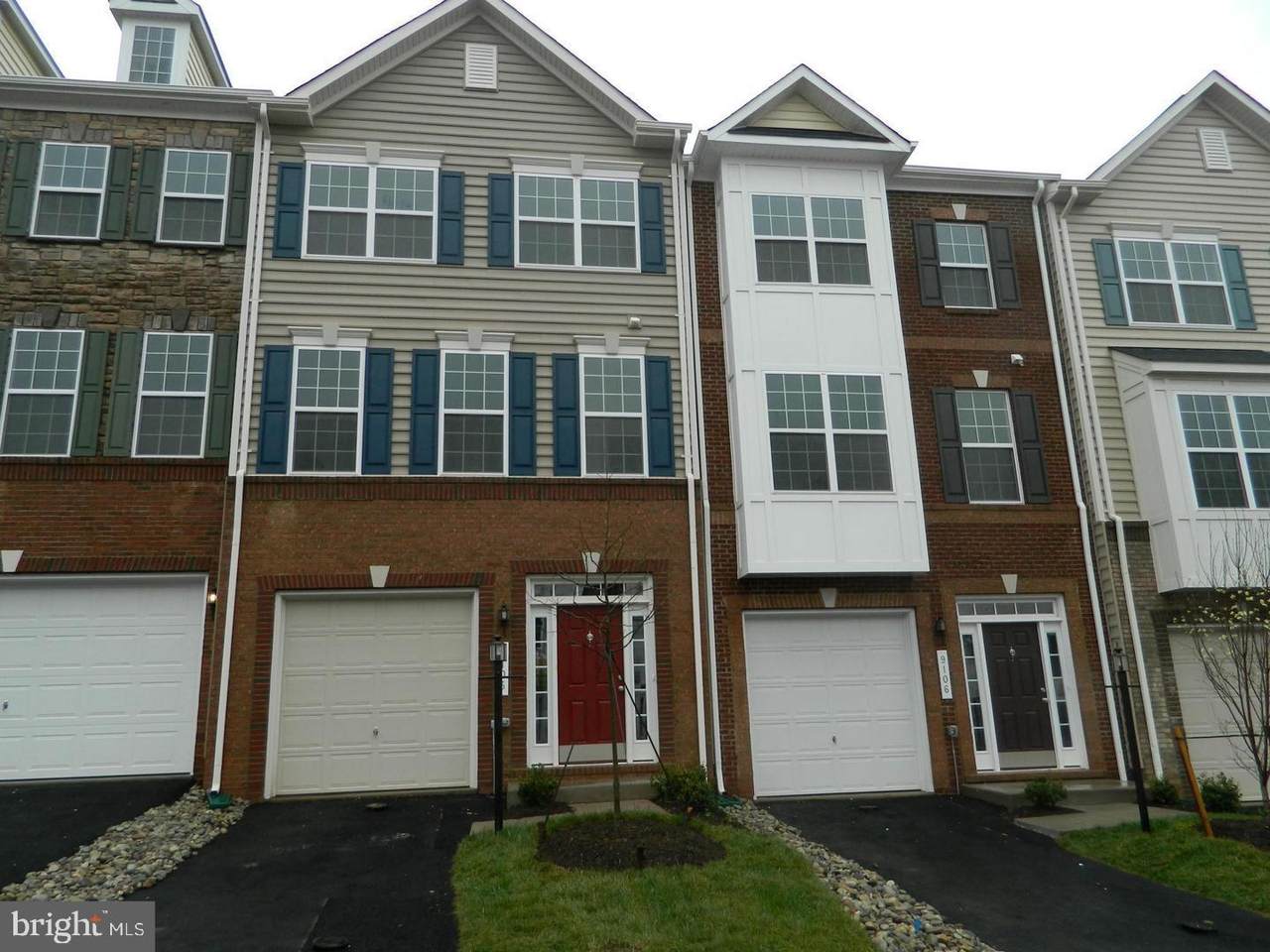 9105 Belo Gate Drive - Photo 1