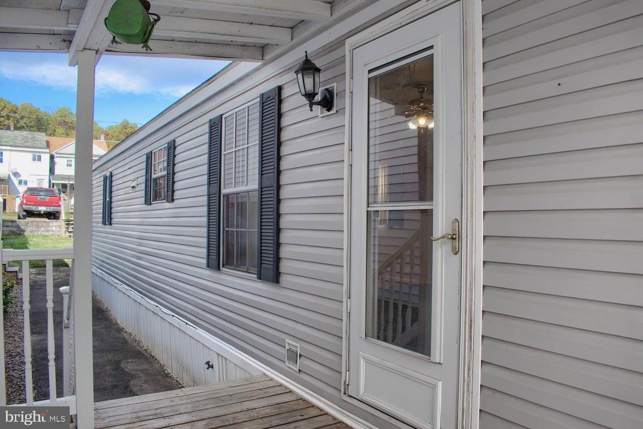 129 Saylor Street - Photo 1