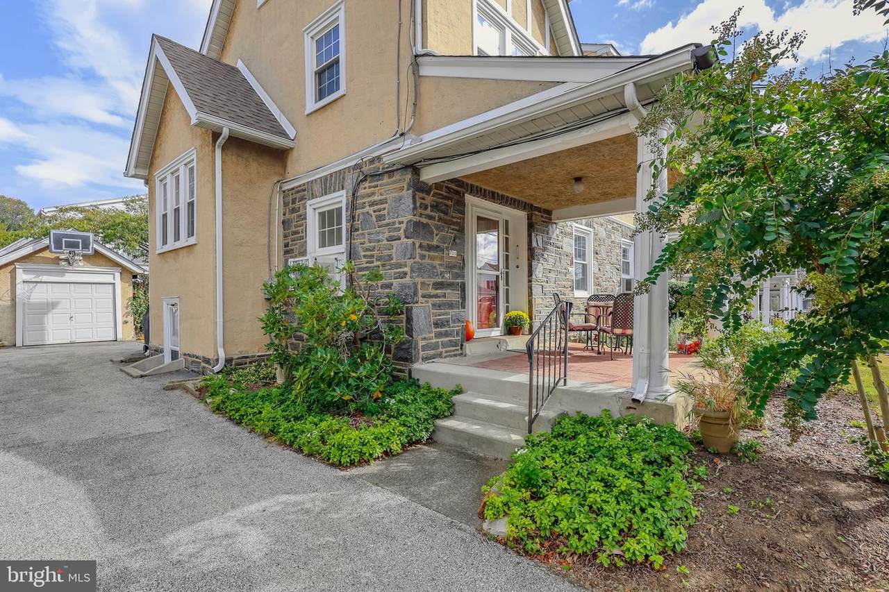 831 Concord Avenue - Photo 1