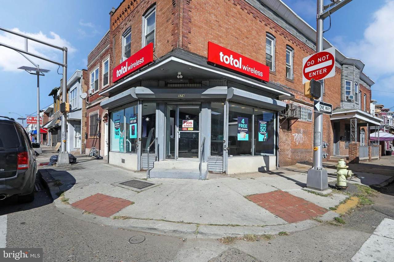 1574 Mount Ephraim Avenue - Photo 1