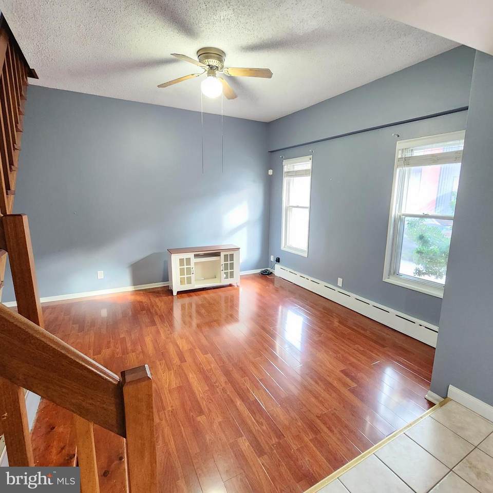 1539 Moyamensing Avenue - Photo 1