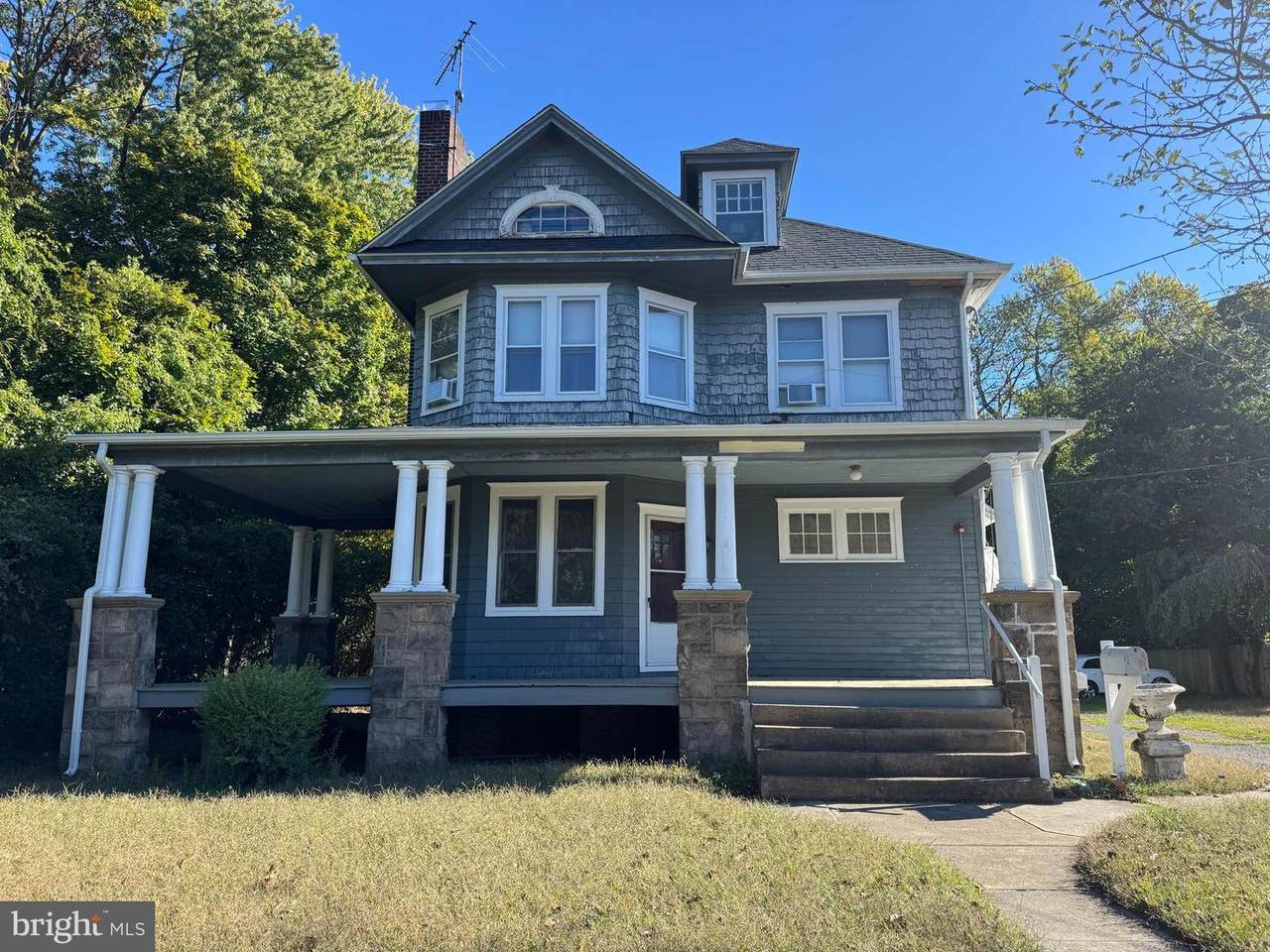 718 Woodlane Road - Photo 1